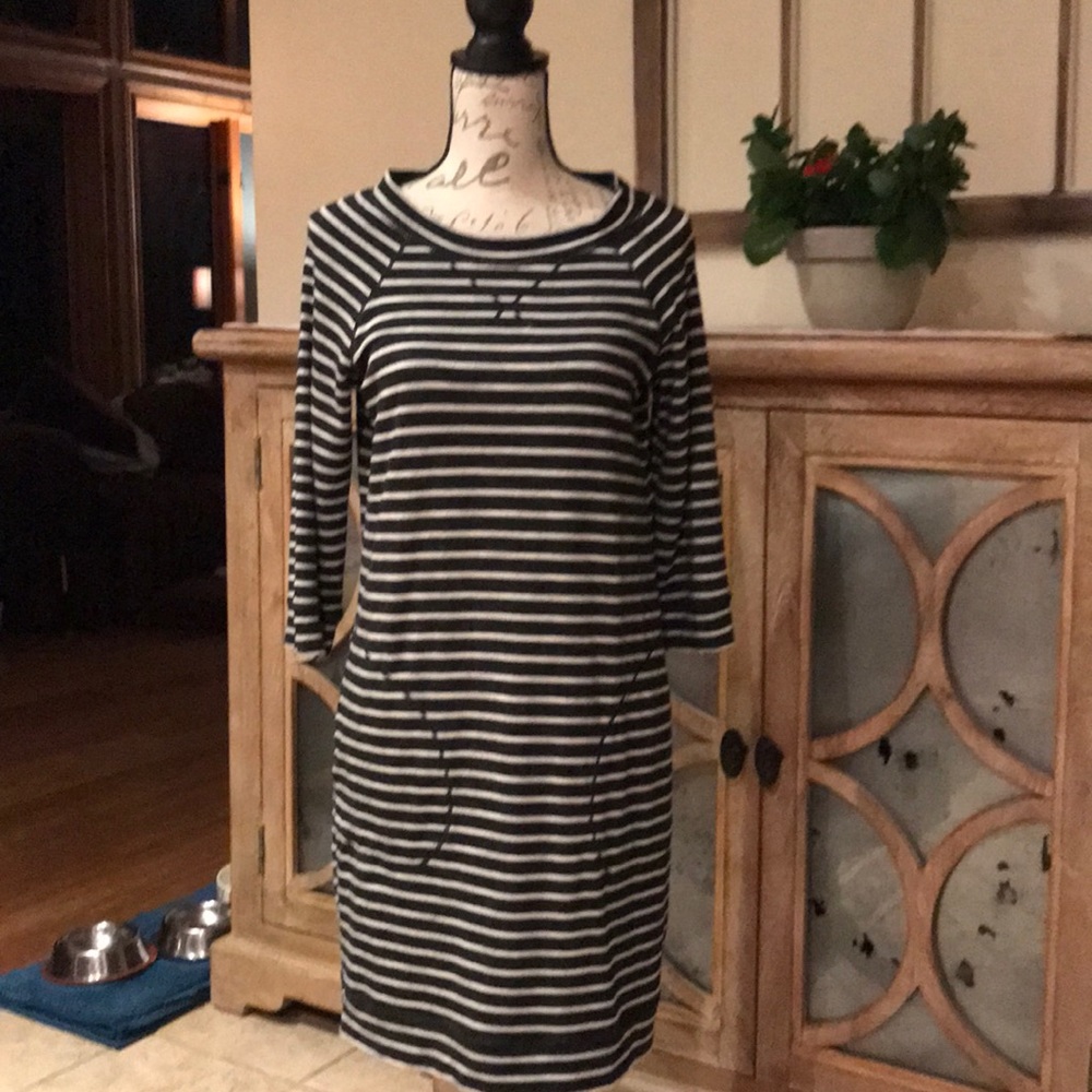 Max Studio Weekend Collection Dress